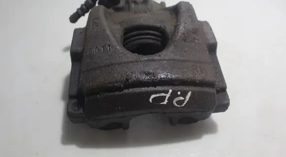 Peugeot 508 Front brake caliper