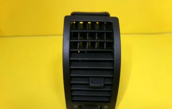 Volkswagen Polo IV 9N3 Dashboard side air vent grill/cover trim 6Q0819704