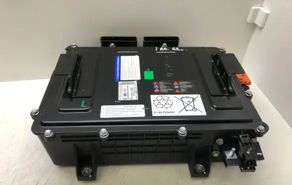 Hyundai i20 (BC3 BI3) Hybrid / electric car battery 375M0Q0000 100RES020057