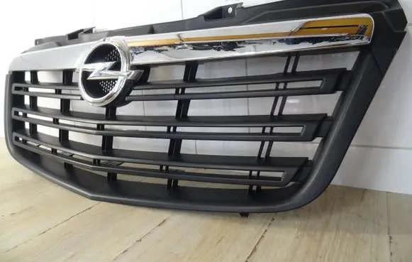 Opel Movano A Front bumper upper radiator grill 623109857R