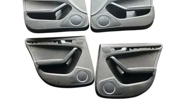 Audi A5 Sportback 8TA Front door card panel trim