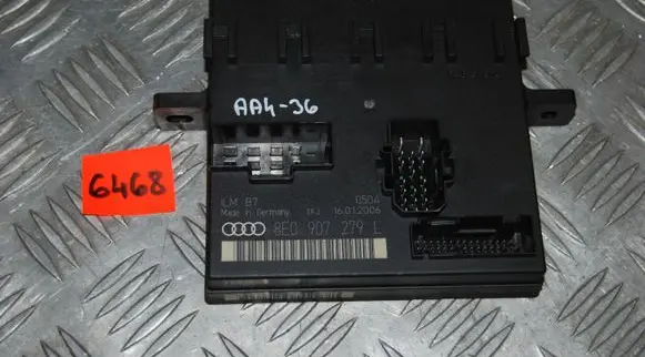 Audi A4 S4 B7 8E 8H Comfort/convenience module 8E0907179L