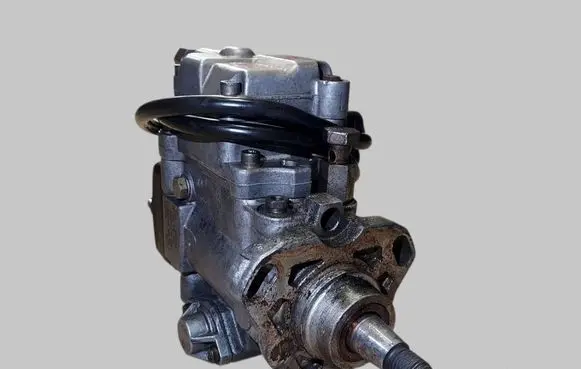 Audi A6 S6 C4 4A Fuel injection high pressure pump 0460415989 822327 015683