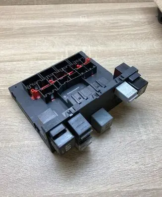 Volkswagen PASSAT B6 Comfort/convenience module 3C0937049AE
