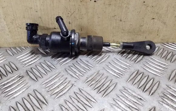 KIA Sportage Clutch master cylinder