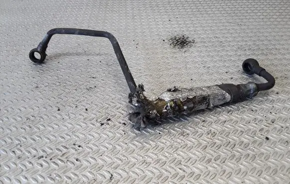 Citroen C3 Turbo turbocharger oiling pipe/hose
