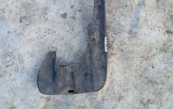 Honda CR-V Front mudguard 75810swwe000 75810-sww-e000
