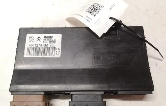 Peugeot 407 Seat control module 9663279180