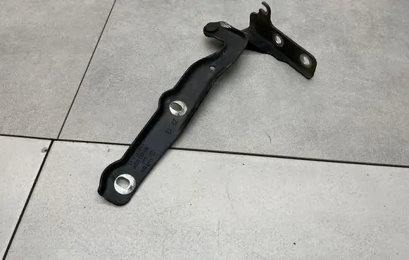 Volkswagen Scirocco Engine bonnet/hood hinges 1K8823302E