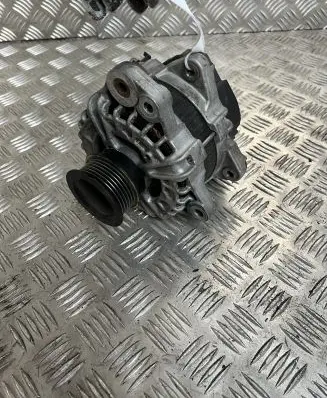 Volvo XC90 Generator/alternator 30659580