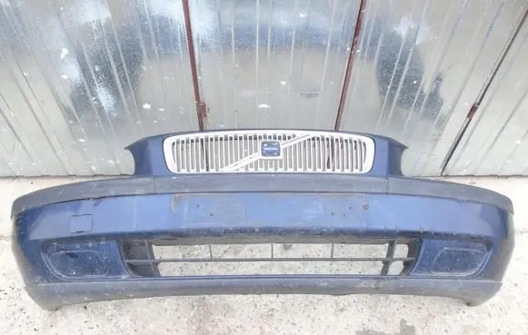 Volvo V70 Front bumper