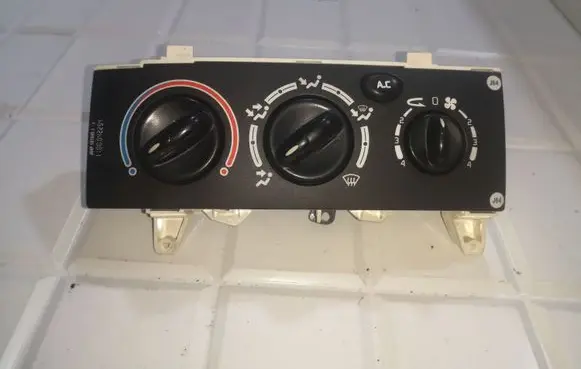 Renault Scenic I Climate control unit 663212P 102042