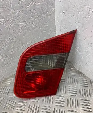 Mitsubishi Carisma Tailgate rear/tail lights 151210