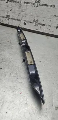 Opel Zafira A Trunk door license plate light bar 90579631