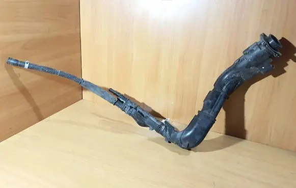 KIA Picanto Fuel tank filler neck pipe 
