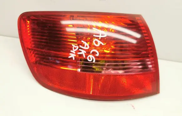 Audi A6 S6 C6 4F Rear/tail lights 89034302