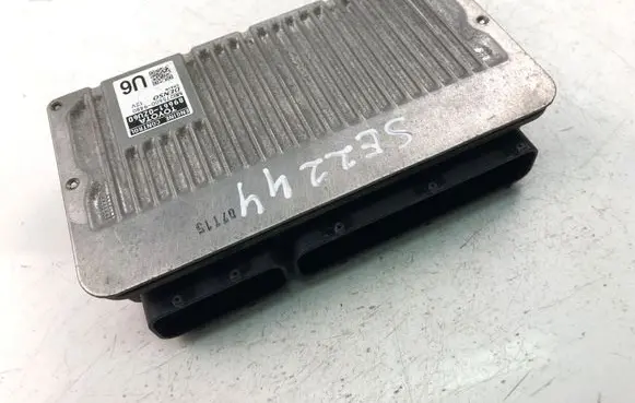 Toyota Auris E180 Engine control unit/module 896610ZU60