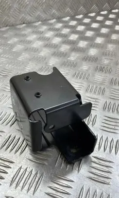 Audi Q5 SQ5 Bracket in trunk/boot 8R0813384G