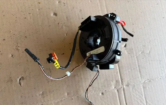 Opel Astra J Airbag slip ring squib (SRS ring) 13587663