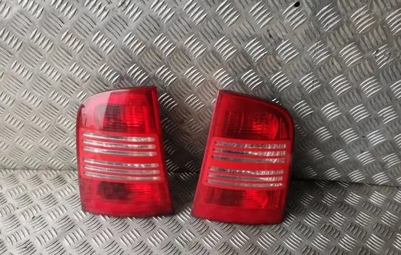 Skoda Octavia Mk1 (1U) Rear/tail lights set 1U9945095 1U9945096 1U9945112