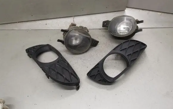Toyota Yaris Fog light set 521270D060 521280D020