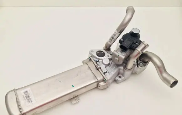Volkswagen Beetle A5 EGR valve cooler 03L131501F 03L131512AF