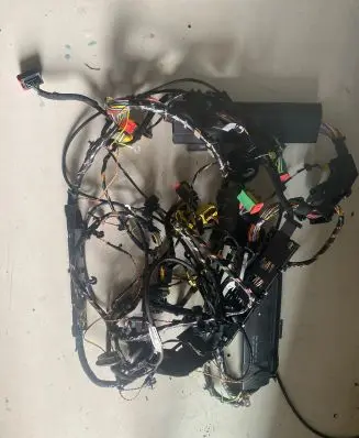 Peugeot 208 Fuse box set 9666232680 66652X MFRH201