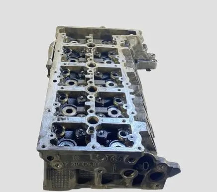 BMW 3 E90 E91 Engine head 7797678