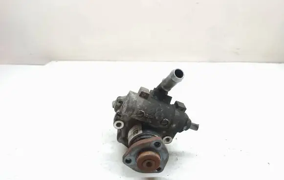 BMW 3 E90 E91 Power steering pump 6788838