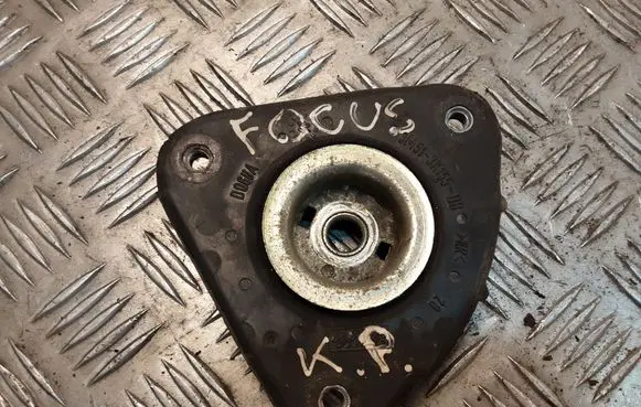 Ford Focus Front upper strut mount 