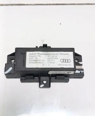 Audi A8 S8 D3 4E Door control unit/module 04E0919064