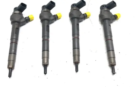 Skoda Octavia Mk3 (5E) Fuel injectors set 0445110475