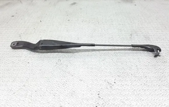 Mercedes-Benz E W211 Front wiper blade arm A2118201144