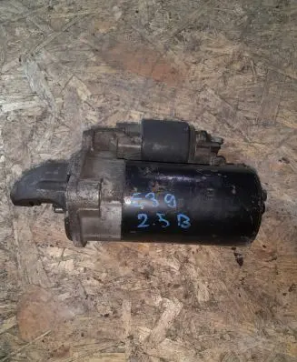 BMW 5 E39 Starter motor 1740374 0001108157