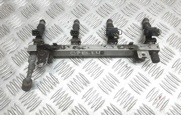 Opel Corsa D Fuel injectors set 0280158501