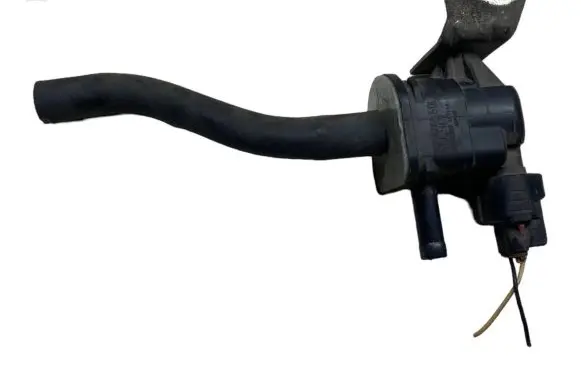 Toyota Prius (XW30) Turbo solenoid valve 9091012276 1362007010