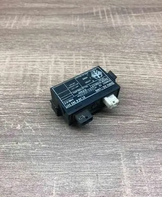 BMW 5 E39 Other relay 8362337 65892110