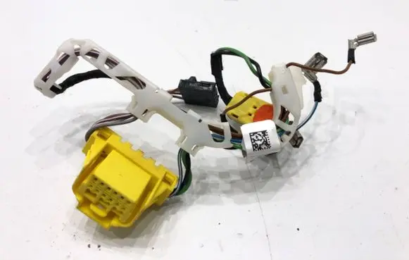 Volkswagen PASSAT B8 Airbag squib ring wiring 5G0971584C