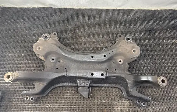 Toyota Avensis T270 Front subframe 5120105101