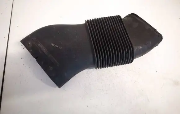 Mercedes-Benz E W211 Air intake hose/pipe a6110940487