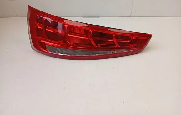 Audi Q3 8U Rear/tail lights 8U0945093 AU316T2BU 21300101