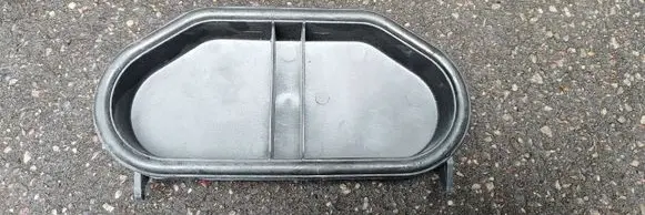 Headlight/headlamp dust cover