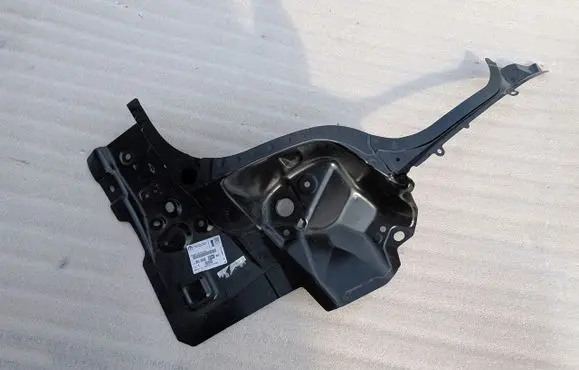 Peugeot 108 Rear bumper mounting bracket B000885480