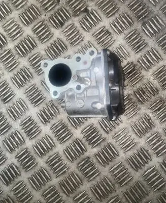 Toyota Land Cruiser (J150) EGR valve 258000E010