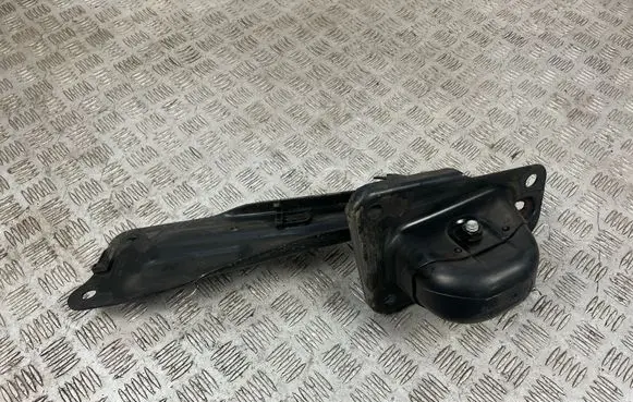 Volkswagen Tiguan Rear upper control arm/wishbone 5QF505226C