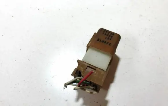 Nissan Almera Other relay 2523079964 31007c