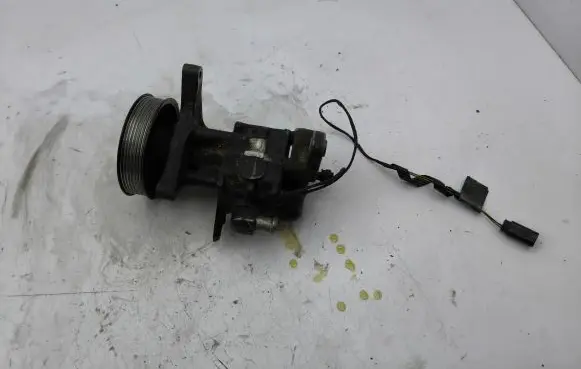 BMW 7 F01 F02 F03 F04 Power steering pump 6776170