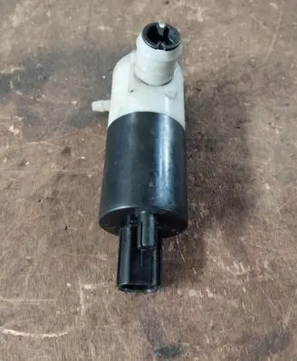 Dodge Durango I Windscreen/windshield washer pump