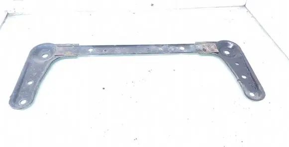 Radiator mount bracket