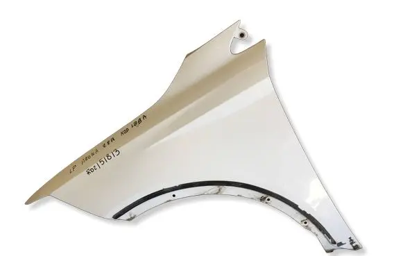 Seat Arona Fender BLOTNIKAROA